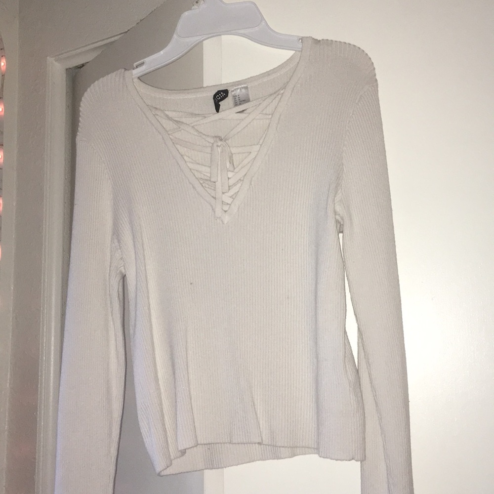 White rippled long sleeve
